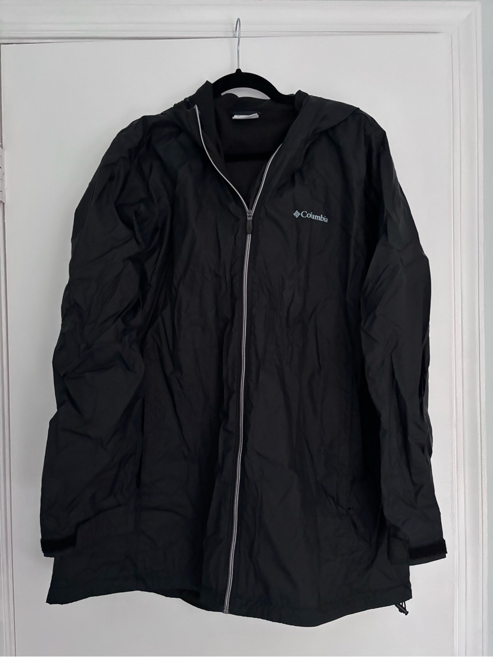 Columbia Women’s Black Hooded Lined Long Raincoat with Front Zip